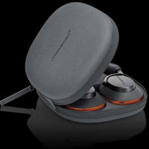 b&w px8 mclaren edition boxes