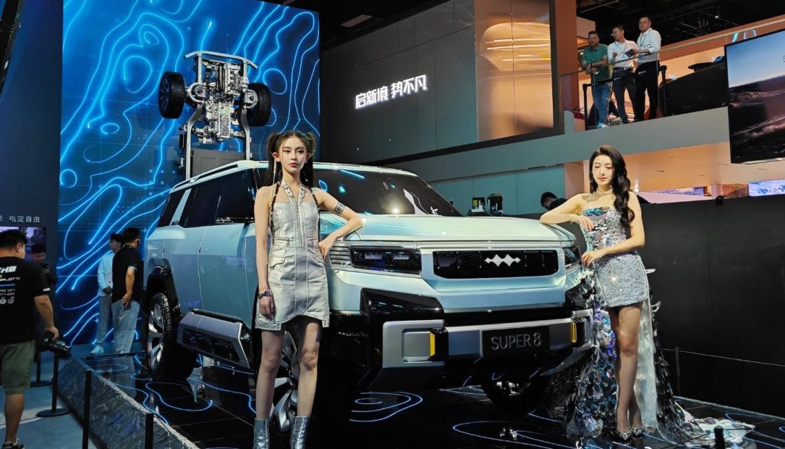 byd’s fang cheng bao leopard 5 (bao 5) blue