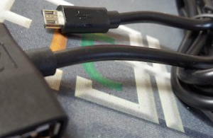 le dreame l10s pro robot aspirateur laveur 2 en 1 peut il nettoyer toyt ça ? ca tourne mal lol