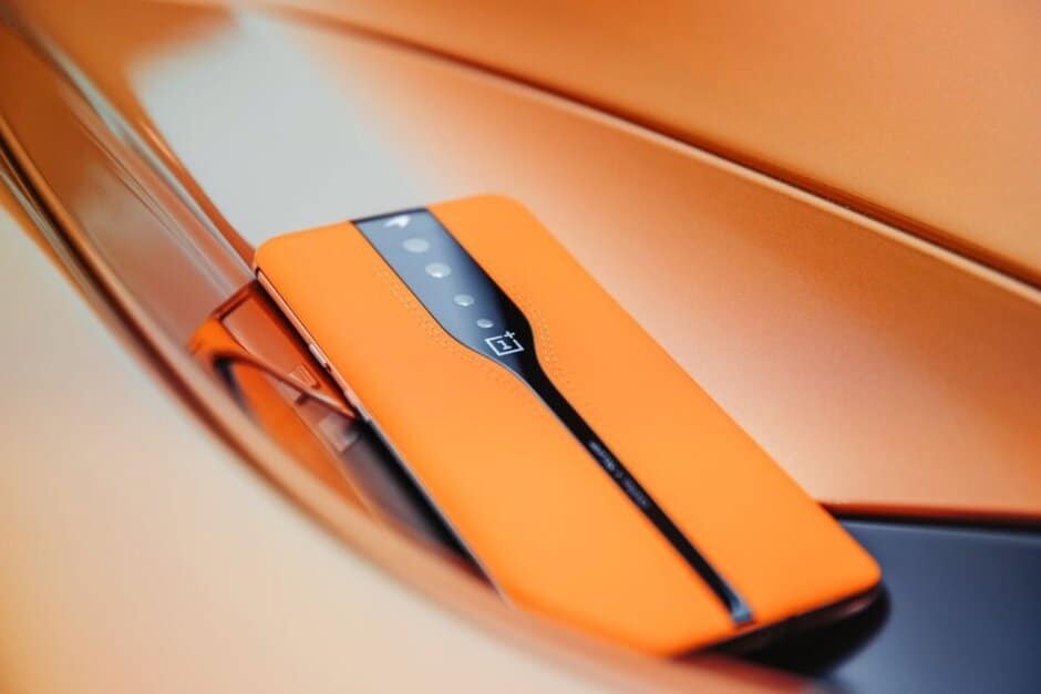 Oneplus 8t Mclaren Edition