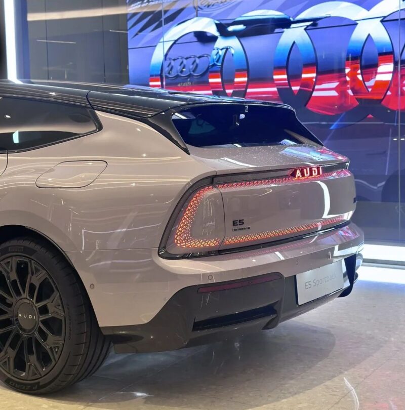 audi e5 sportback coffre