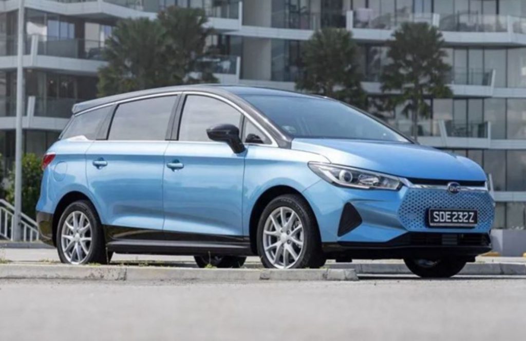 byd m6 indonesia coté