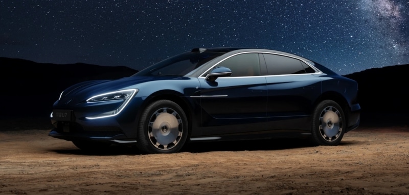 byd yangwang u7 ev sedan galaxy blue