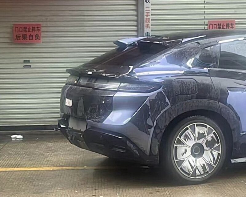 byd yangwang u7 gt spied 2