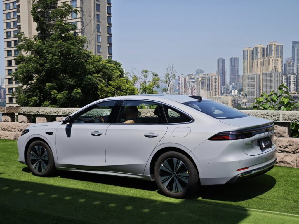 geely galaxy a7 em i quart ar