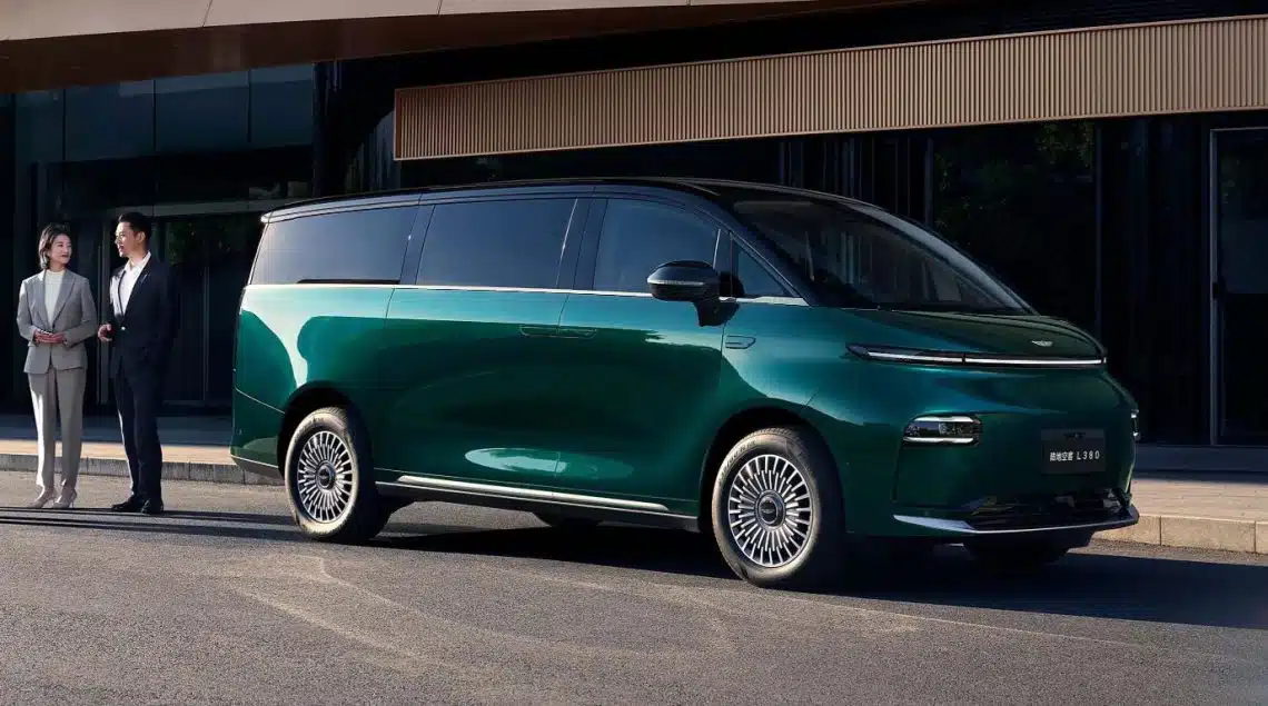 geely and deepseek completed ai model integration tableau de bord