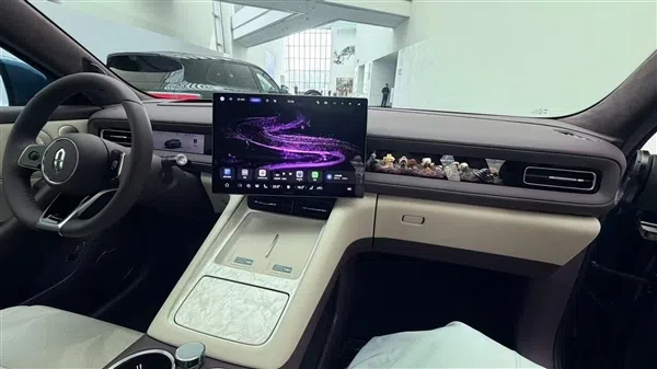 huawei hima aito m6 tableau de bord