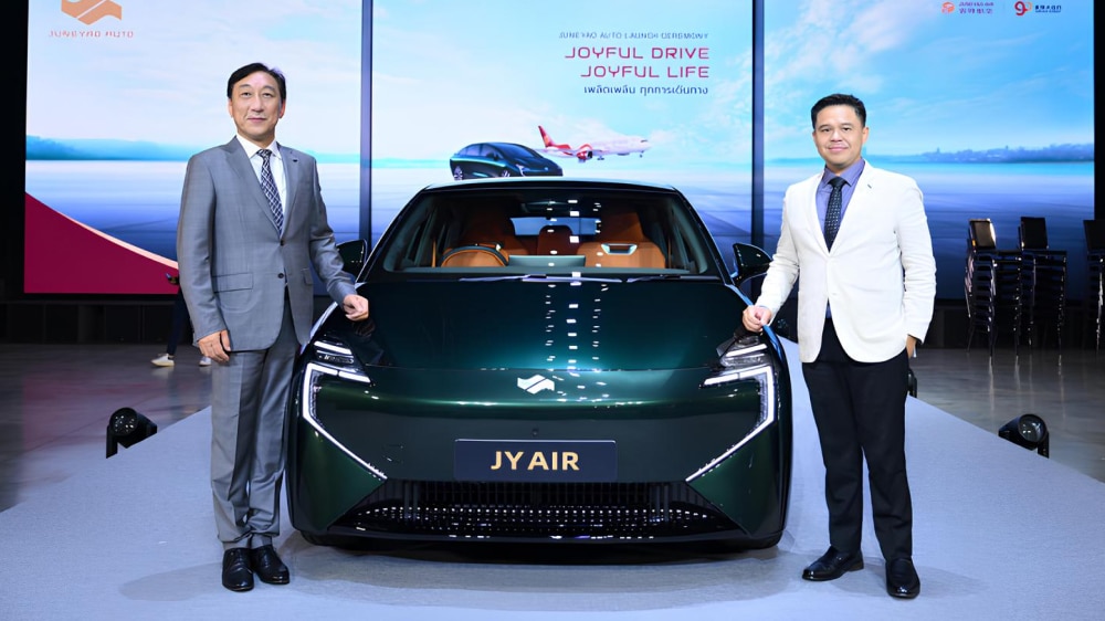 jy air electric sedan from juneyao airlines thailande