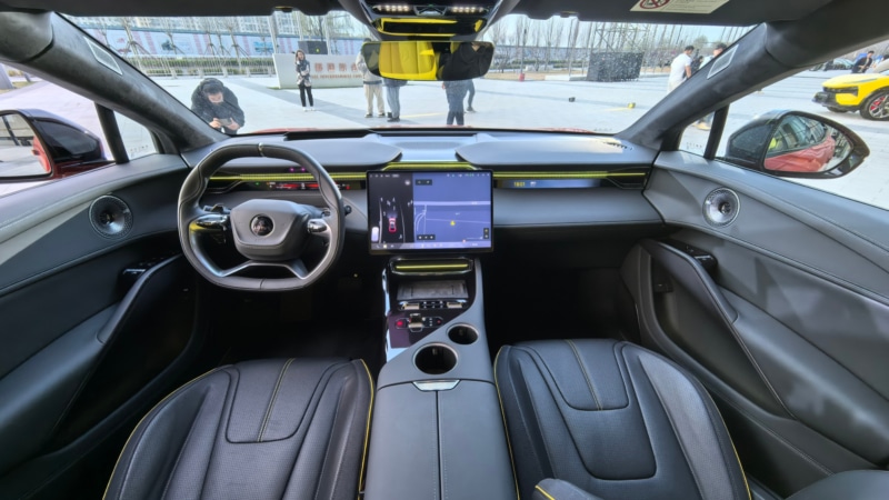 lotus eletre x plug in hybrid tableau de bord