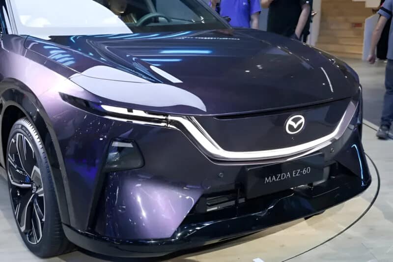mazda ez 60 suv av