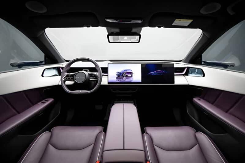 mazda ez 60 suv tableau de bord