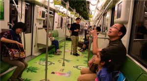 métro de Shanghai décoré de plantes