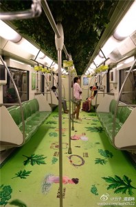 métro de Shanghai décoré de plantes