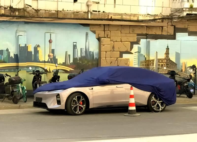 nio et5 2025 coté spy