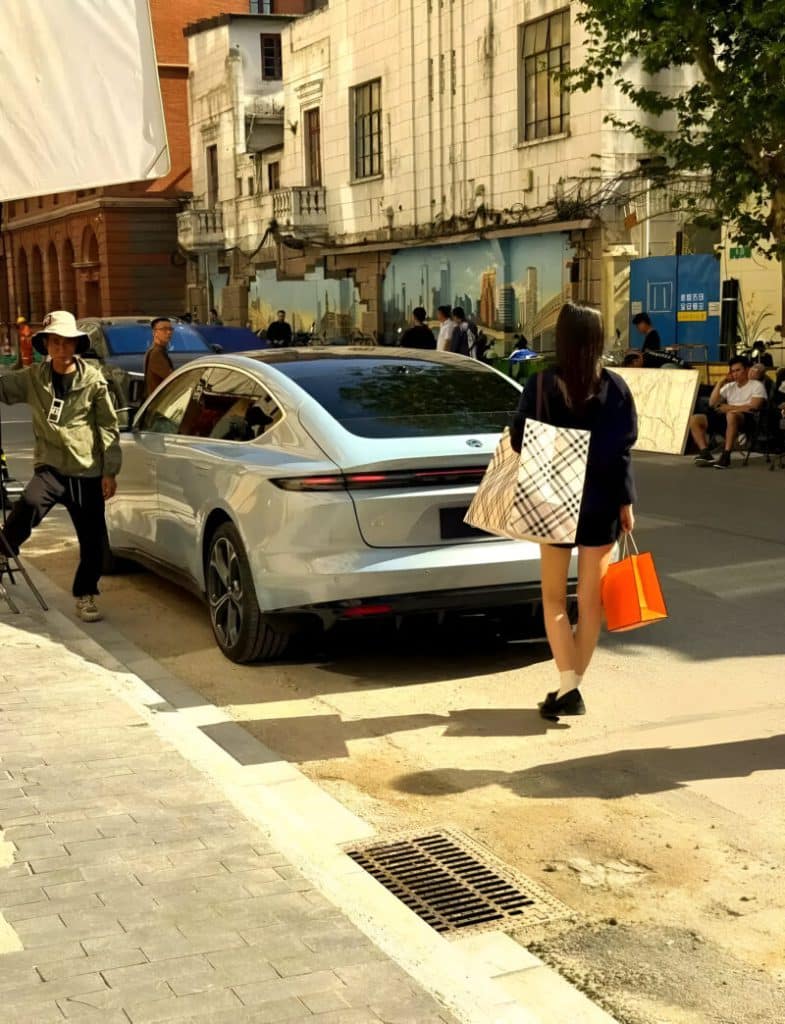 nio et5 2025 quart ar