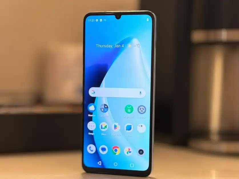 realme note 50 front