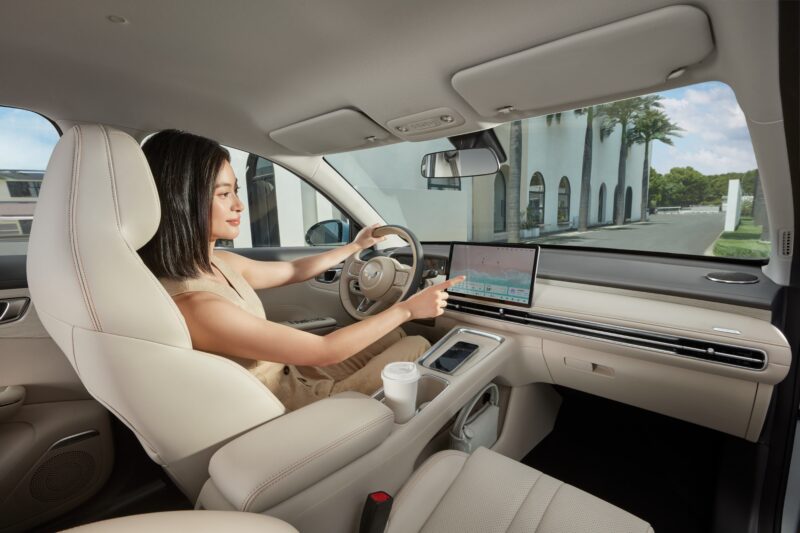 sgmw wuling bingo s ev cockpit