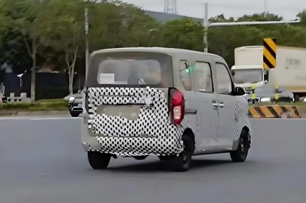 spy shot chinese ev