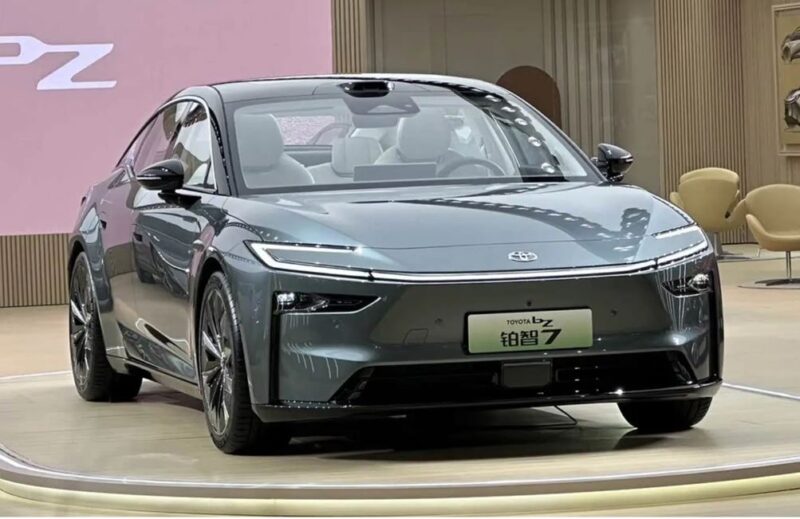 toyota bz7 by huawei