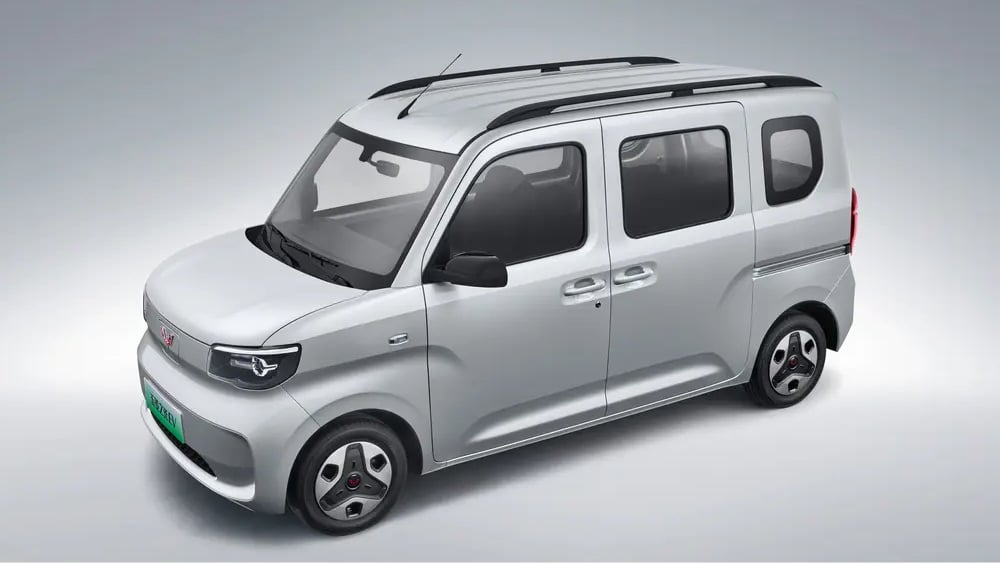 wuling zhiguang ev “kei car” quart av