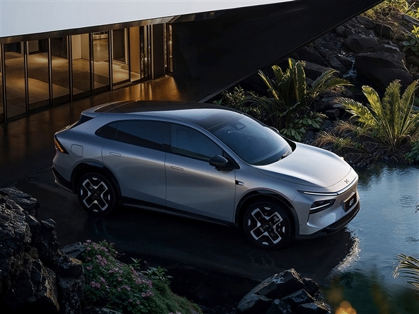 xpeng g7 suv large