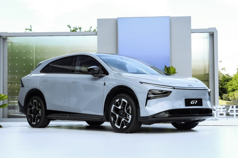 xpeng g7 white