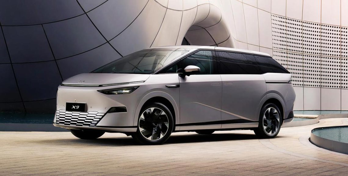 xpeng x9 seven seater design