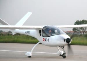 avion électrique anglo-chinois yuneec e430